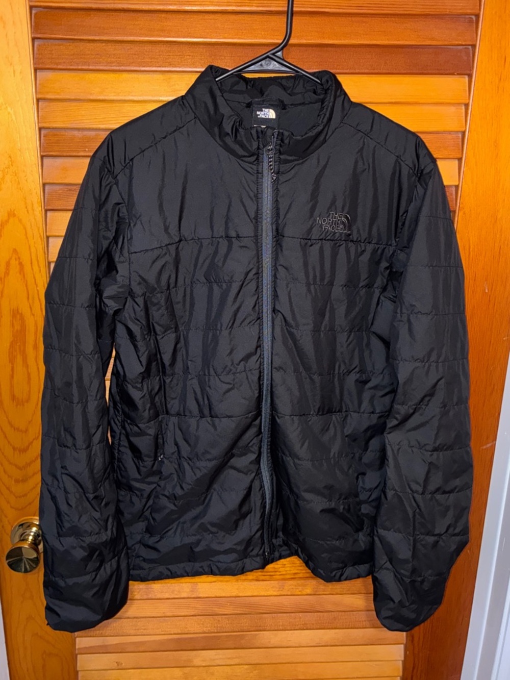 North Face Men’s Insulated Bombay Jacket, black - size medium